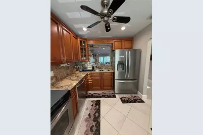 21217 Lago Circle #6-J, Boca Raton, FL 33433 - Photo 2