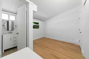 1951 NE 51st St, Fort Lauderdale, FL 33308 - Photo 18