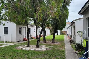 2711 Lincoln St, Hollywood, FL 33020 - Photo 10