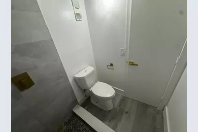 5525 SW 41st Street #305, Pembroke Park, FL 33023 - Photo 18