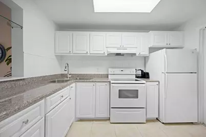 470 Paradise Isle Boulevard #206, Hallandale Beach, FL 33009 - Photo 2