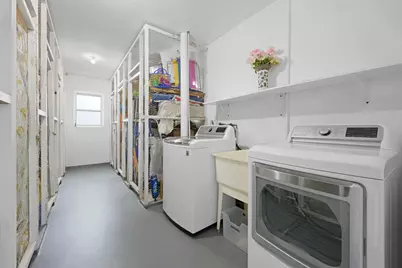 470 Paradise Isle Boulevard #206, Hallandale Beach, FL 33009 - Photo 18