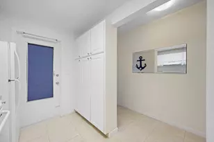 470 Paradise Isle Blvd, Hallandale Beach, FL 33009 - Photo 14