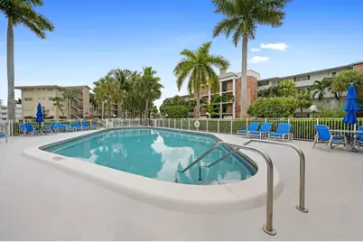 470 Paradise Isle Boulevard #206, Hallandale Beach, FL 33009 - Photo 24