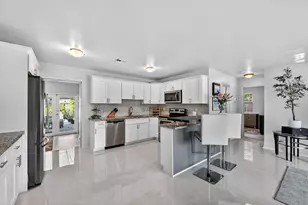 937 SE 7th St, Deerfield Beach, FL 33441 - Photo 14