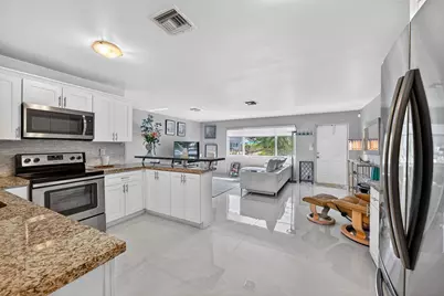 937 SE 7th Street, Deerfield Beach, FL 33441 - Photo 16