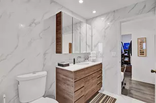 1017 NE 202nd Ln, Miami, FL 33179 - Photo 24