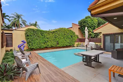 1017 NE 202nd Lane, Miami, FL 33179 - Photo 28