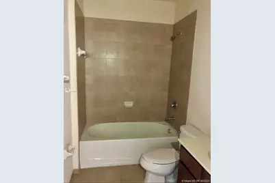 8650 NW 97th Avenue, Doral, FL 33178 - Photo 10