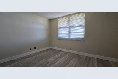 250 Jacaranda Drive #604, Plantation, FL 33324 - Photo 14