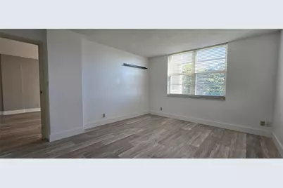 250 Jacaranda Drive #604, Plantation, FL 33324 - Photo 8