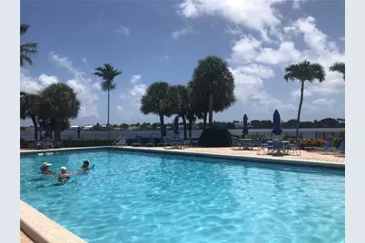 7030 Half Moon Circle, Hypoluxo, FL 33462 - Photo 14