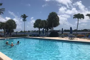 7030 Half Moon Cir, Hypoluxo, FL 33462 - Photo 14