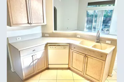 10060 Armani Drive, Boynton Beach, FL 33437 - Photo 12