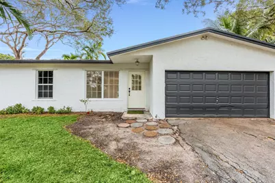 4700 SW 199th Avenue, Fort Lauderdale, FL 33332 - Photo 4