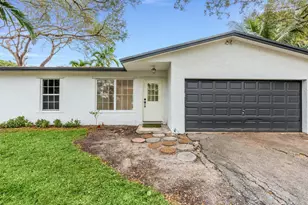 4700 SW 199th Ave, Fort Lauderdale, FL 33332 - Photo 4