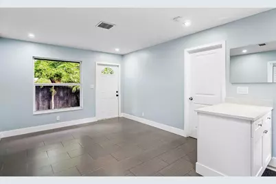 1211 NE 2nd Avenue #1, Fort Lauderdale, FL 33304 - Photo 12