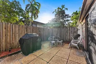 3320 Simms St, Hollywood, FL 33021 - Photo 28