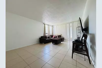 7300 NW 17th Street #202, Plantation, FL 33313 - Photo 8