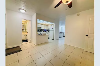7300 NW 17th Street #202, Plantation, FL 33313 - Photo 4