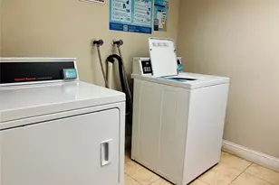 7300 NW 17th St, Plantation, FL 33313 - Photo 14