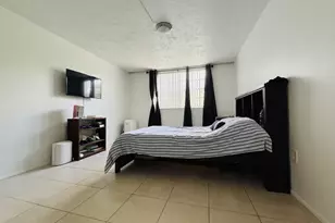 7300 NW 17th St, Plantation, FL 33313 - Photo 12