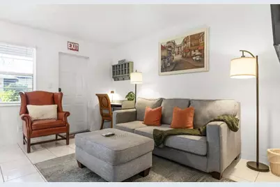 820 NE 16th Avenue #3, Fort Lauderdale, FL 33304 - Photo 2