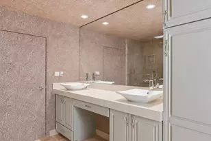 2525 NE 21st Ct, Fort Lauderdale, FL 33305 - Photo 24