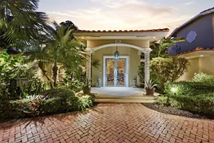 2525 NE 21st Ct, Fort Lauderdale, FL 33305 - Photo 4