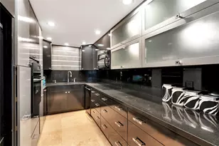 112 N Birch Rd, Fort Lauderdale, FL 33304 - Photo 8