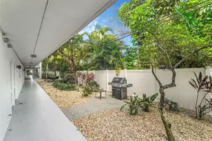 1439 S Ocean Blvd, Lauderdale by the Sea, FL 33062 - Photo 22