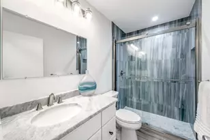 2301 NE 36th St, Pompano Beach, FL 33064 - Photo 42