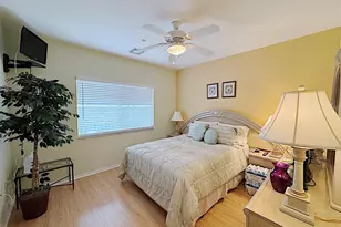 4401 Crystal Lake Dr, Pompano Beach, FL 33064 - Photo 32