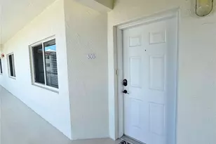 4401 Crystal Lake Dr, Pompano Beach, FL 33064 - Photo 2