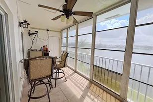 4401 Crystal Lake Dr, Pompano Beach, FL 33064 - Photo 16