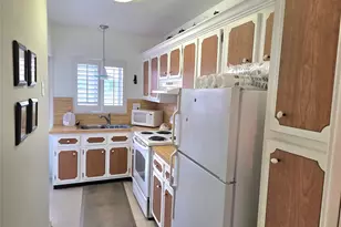 2100 NE 38th St, Lighthouse Point, FL 33064 - Photo 6