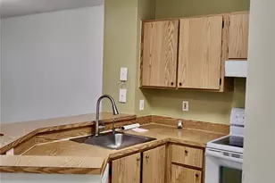 8730 N Sherman Cir, Miramar, FL 33025 - Photo 8