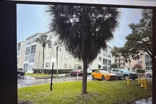 2871 Blvd # H Blvd Somerset Dr, Fort Lauderdale, FL 33311 - Photo 6