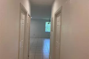 713 NE 4th St, Hallandale Beach, FL 33009 - Photo 14