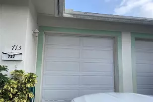 713 NE 4th St, Hallandale Beach, FL 33009 - Photo 4