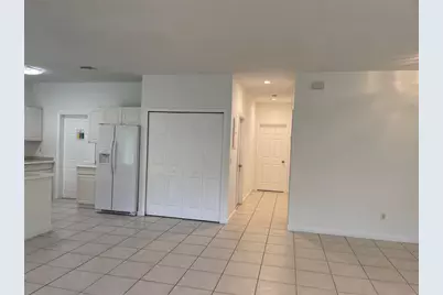 713 NE 4th Street, Hallandale Beach, FL 33009 - Photo 12