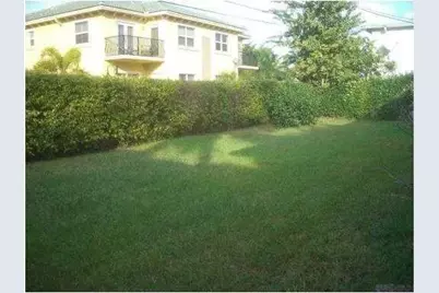 717 NE 4th Street, Hallandale Beach, FL 33009 - Photo 14