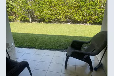 717 NE 4th Street, Hallandale Beach, FL 33009 - Photo 10