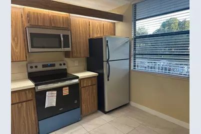 1717 Whitehall Drive #201, Davie, FL 33324 - Photo 4