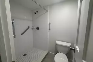 1717 Whitehall Dr, Davie, FL 33324 - Photo 16