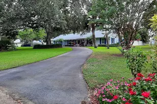 155 31st Ave, Vero Beach, FL 32968 - Photo 2