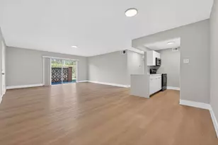 11607 NW 29th St, Coral Springs, FL 33065 - Photo 1