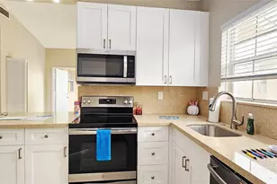 1761 NW 96th Terrace, Pembroke Pines, FL 33024 - Photo 1