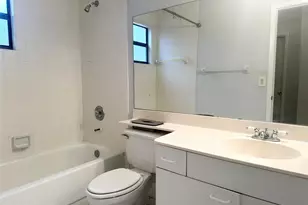 10461 NW 12th Ct, Plantation, FL 33322 - Photo 14