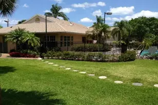 660 Cypress Club Way, Pompano Beach, FL 33064 - Photo 10